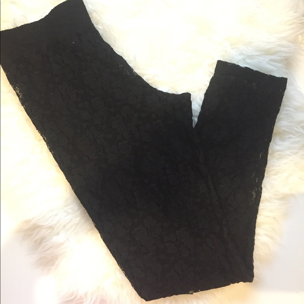 NWOT American Eagle Black Floral Lace Leggings